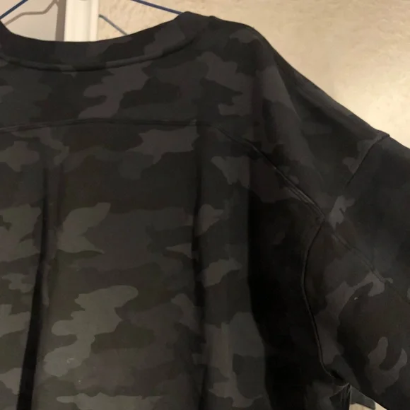 NWOT Lululemon Perfectly Oversized Crew - Picture 2 of 7